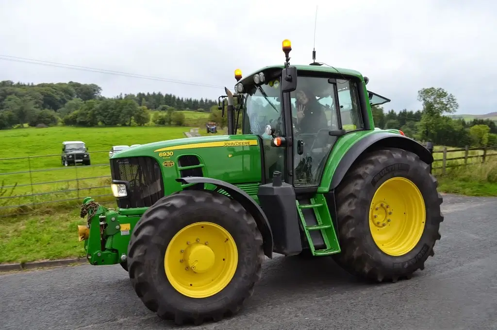 6930 john deere technische daten